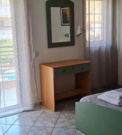 Horizon Apartahotel *